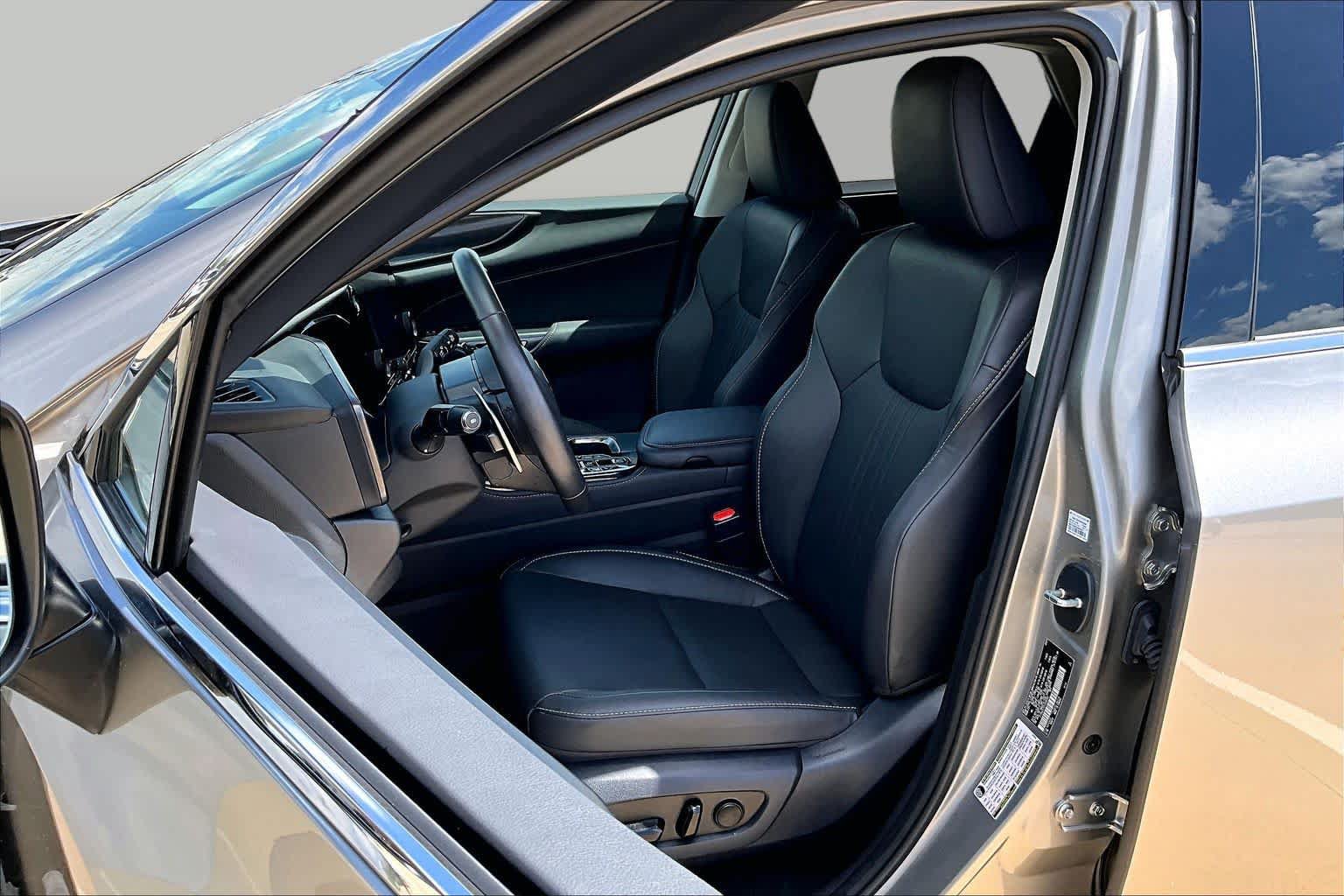 Certified 2026 Lexus NX 350 AWD w/ Accessory Package (Z1) image 8