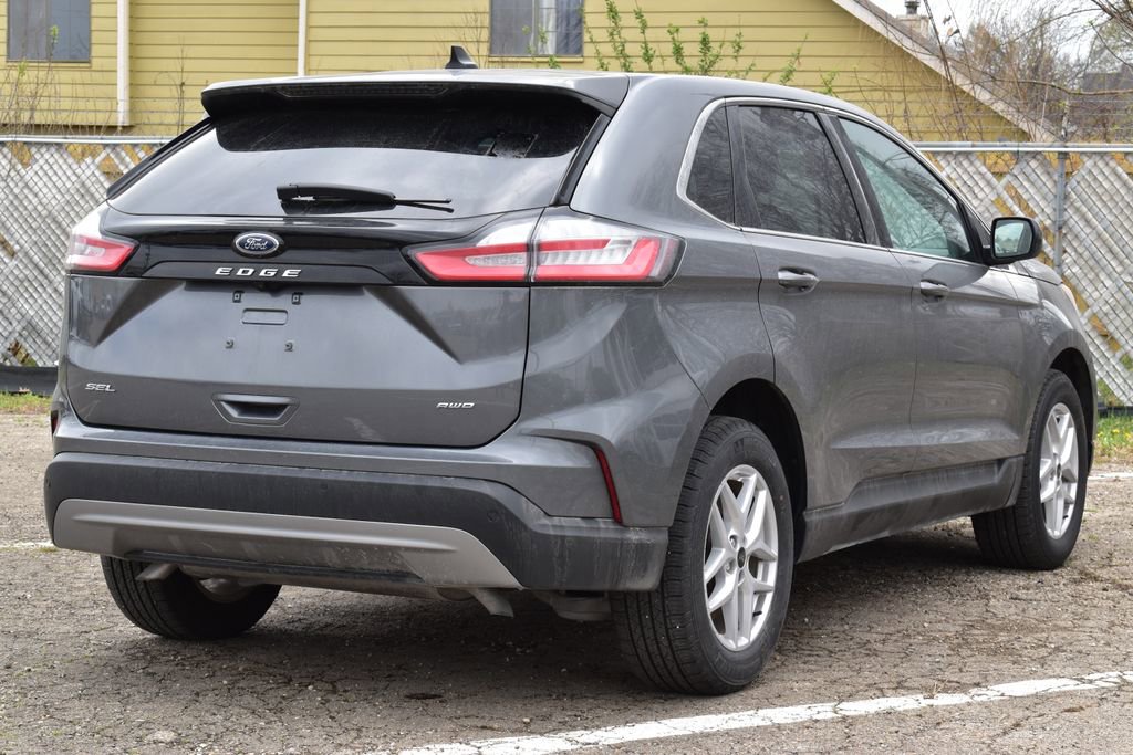 Certified 2024 Ford Edge SEL w/ Convenience Package image 5