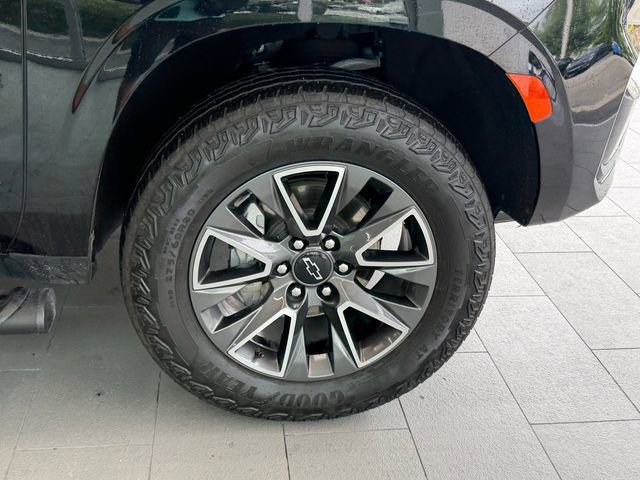 Used 2024 Chevrolet Tahoe Z71 AWD/4WD image 19