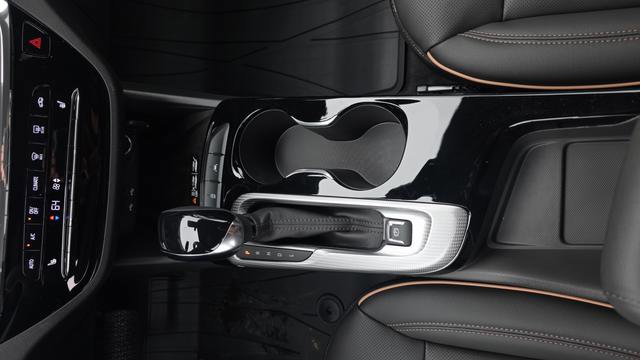 New 2026 Buick Envista Sport Touring FWD image 15