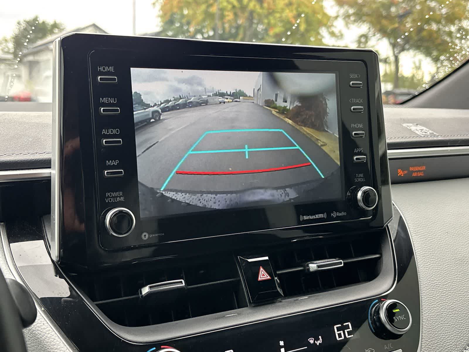 Used 2020 Toyota Corolla XSE FWD image 17