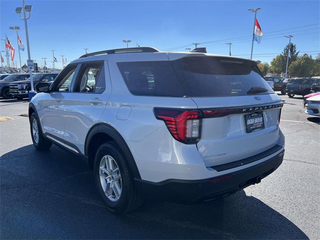 New 2025 Ford Explorer Active image 5
