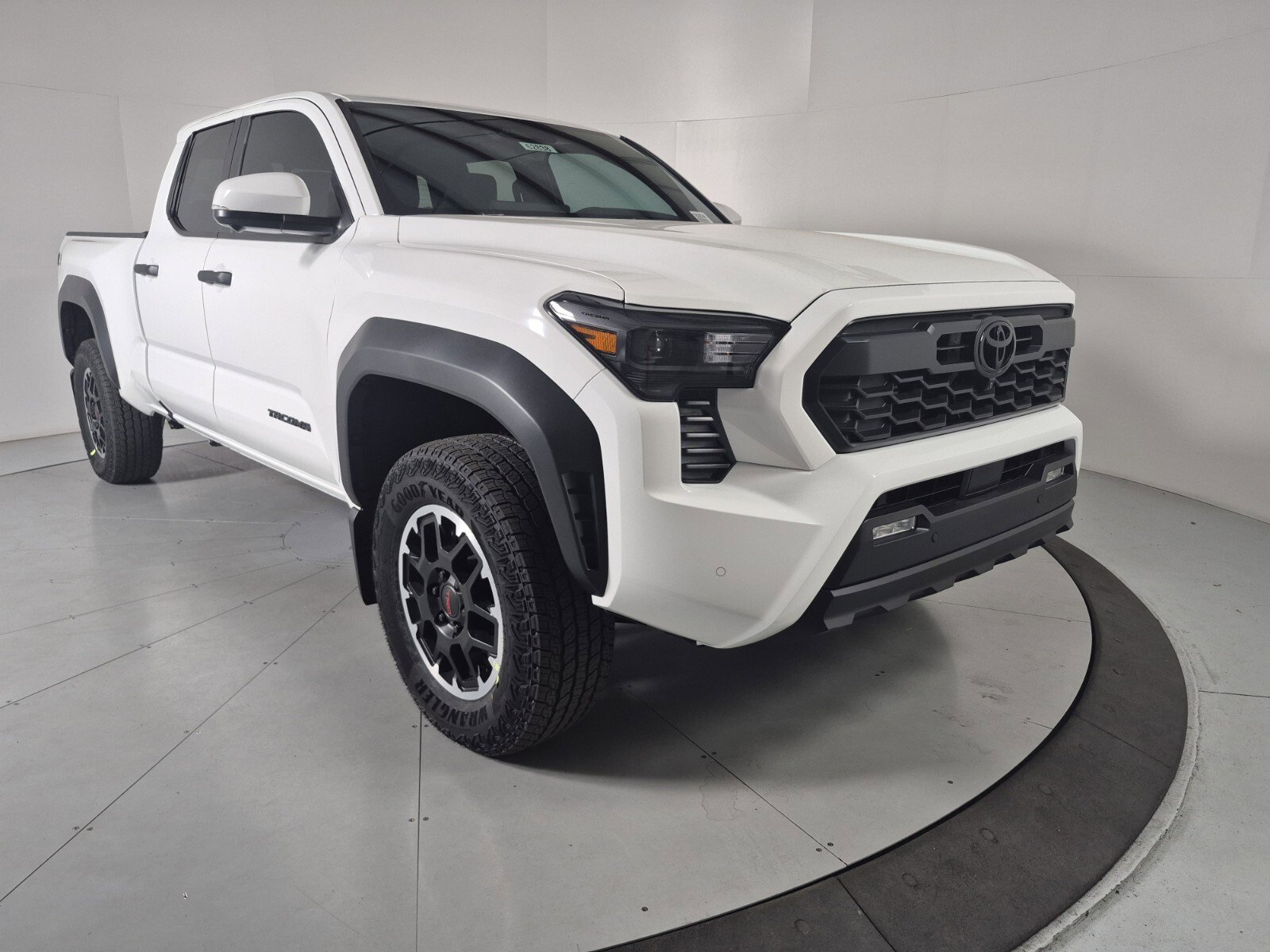 New 2026 Toyota Tacoma SR5 image 6