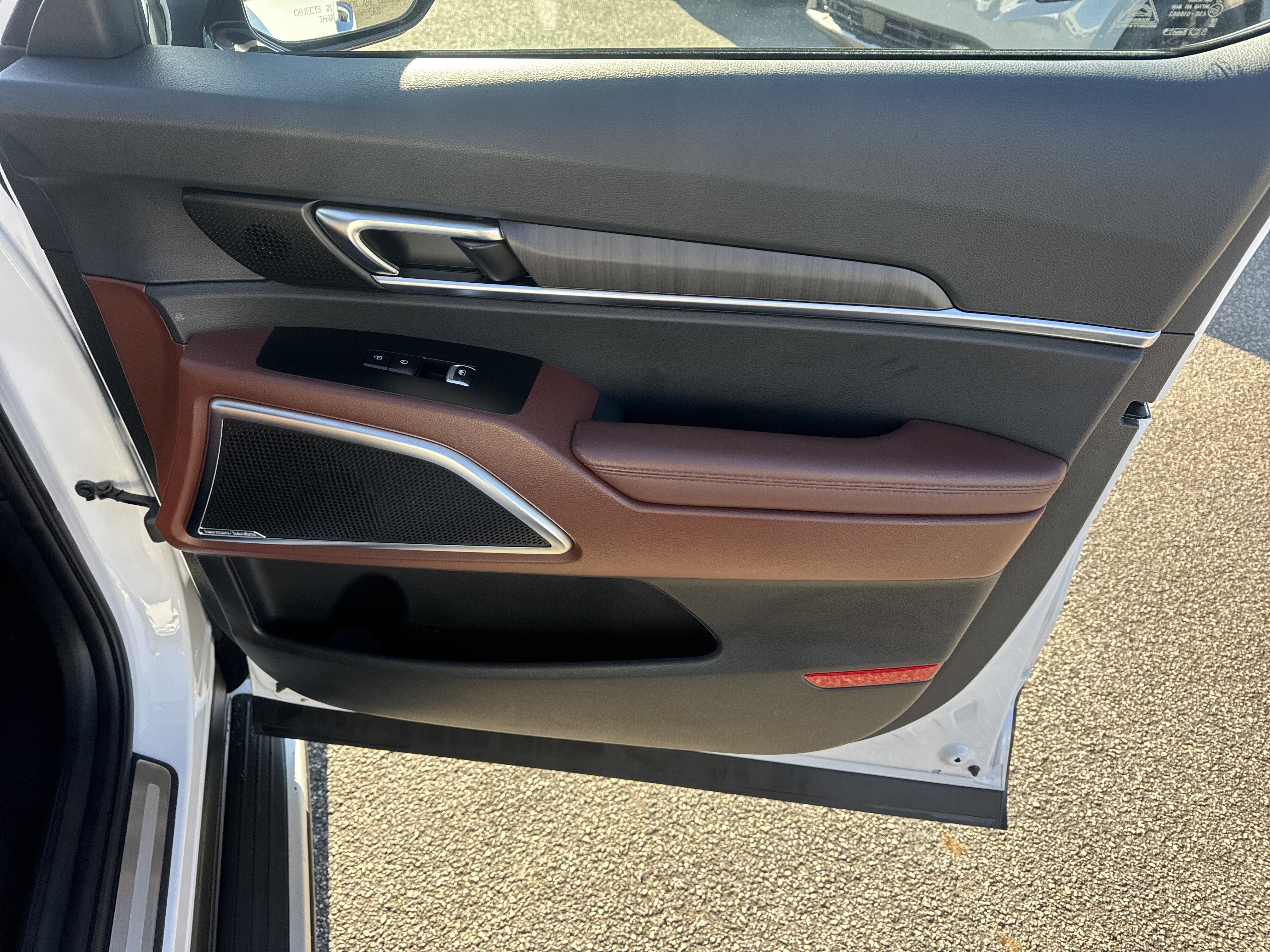 Certified 2023 Kia Telluride SX image 14