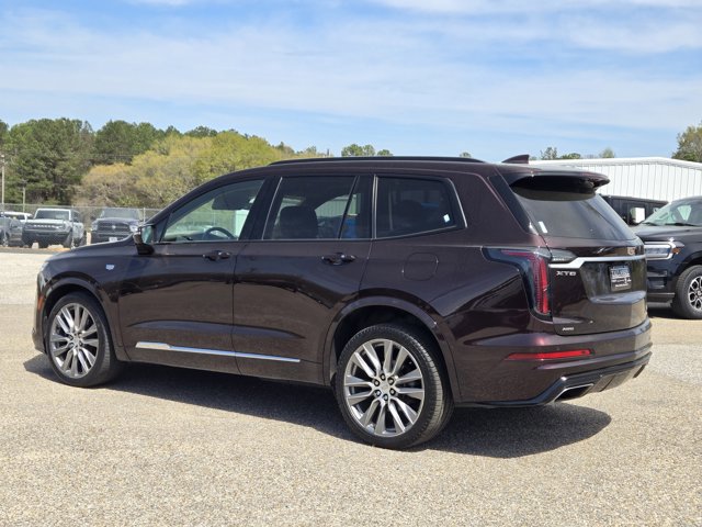 Used 2020 Cadillac XT6 Sport w/ Platinum Package image 11