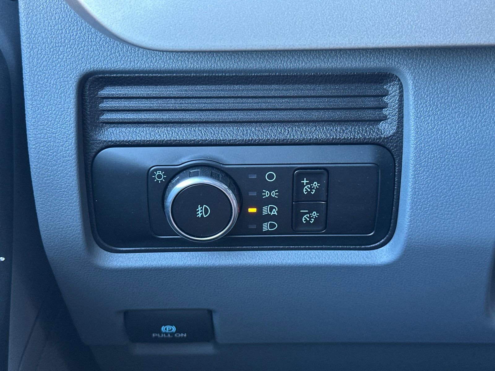 Used 2024 Ford F450 XL w/ XL Chrome Package image 27