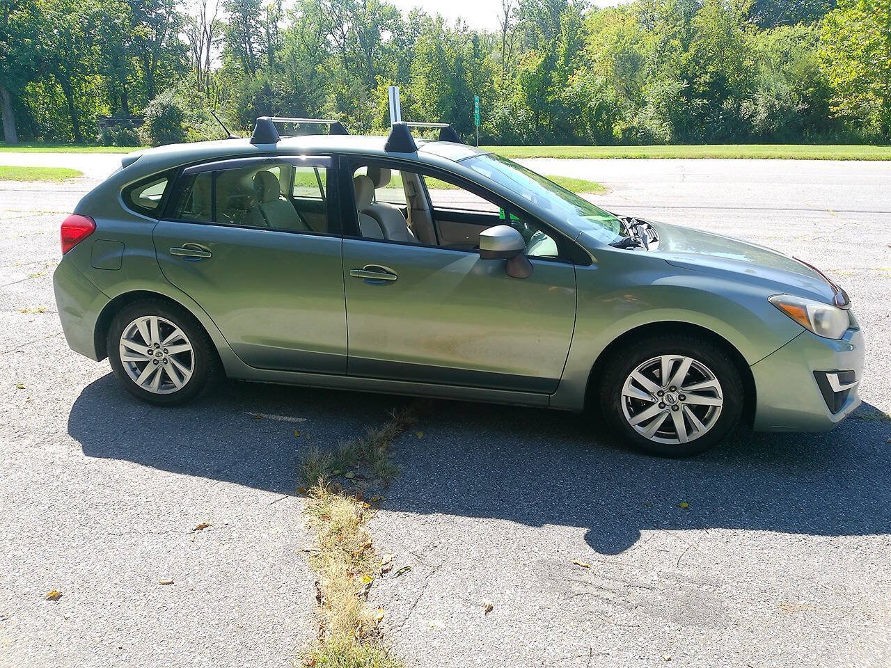 Used 2015 Subaru Impreza 2.0i Premium w/ Popular Package #1 AWD/4WD image 5