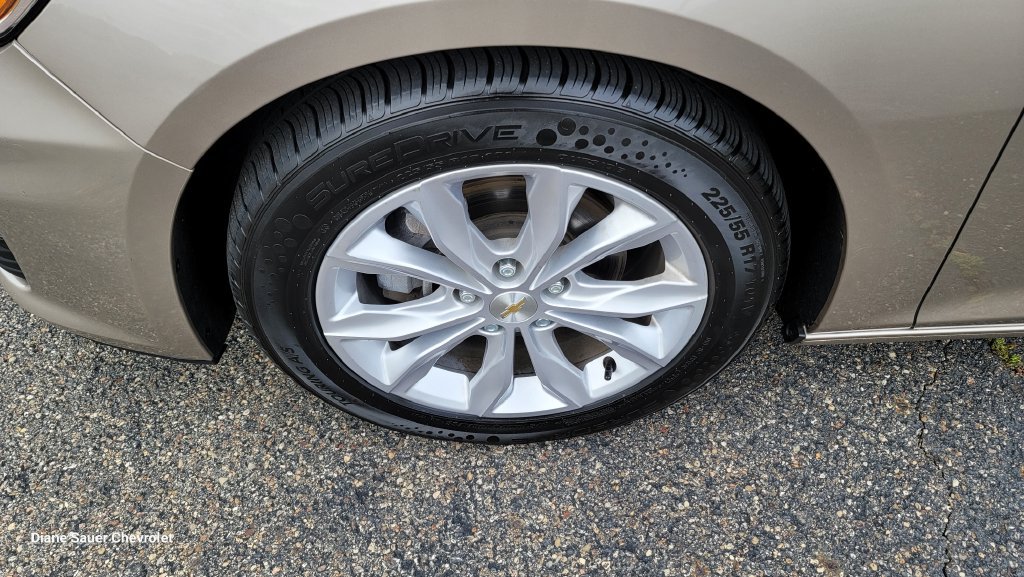 Used 2023 Chevrolet Malibu LT FWD image 6