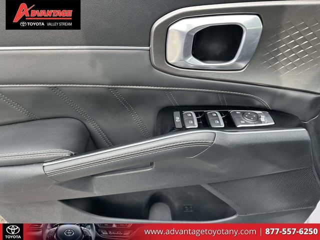 Used 2022 Kia Sorento SX image 19