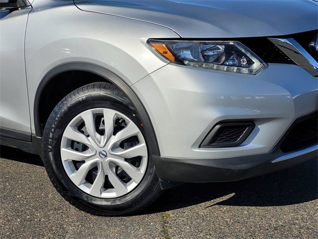 Used 2016 Nissan Rogue S image 9