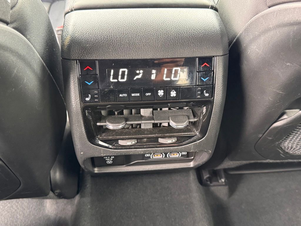 Used 2023 Jeep Grand Cherokee Overland w/ Luxury Tech Group IV image 29