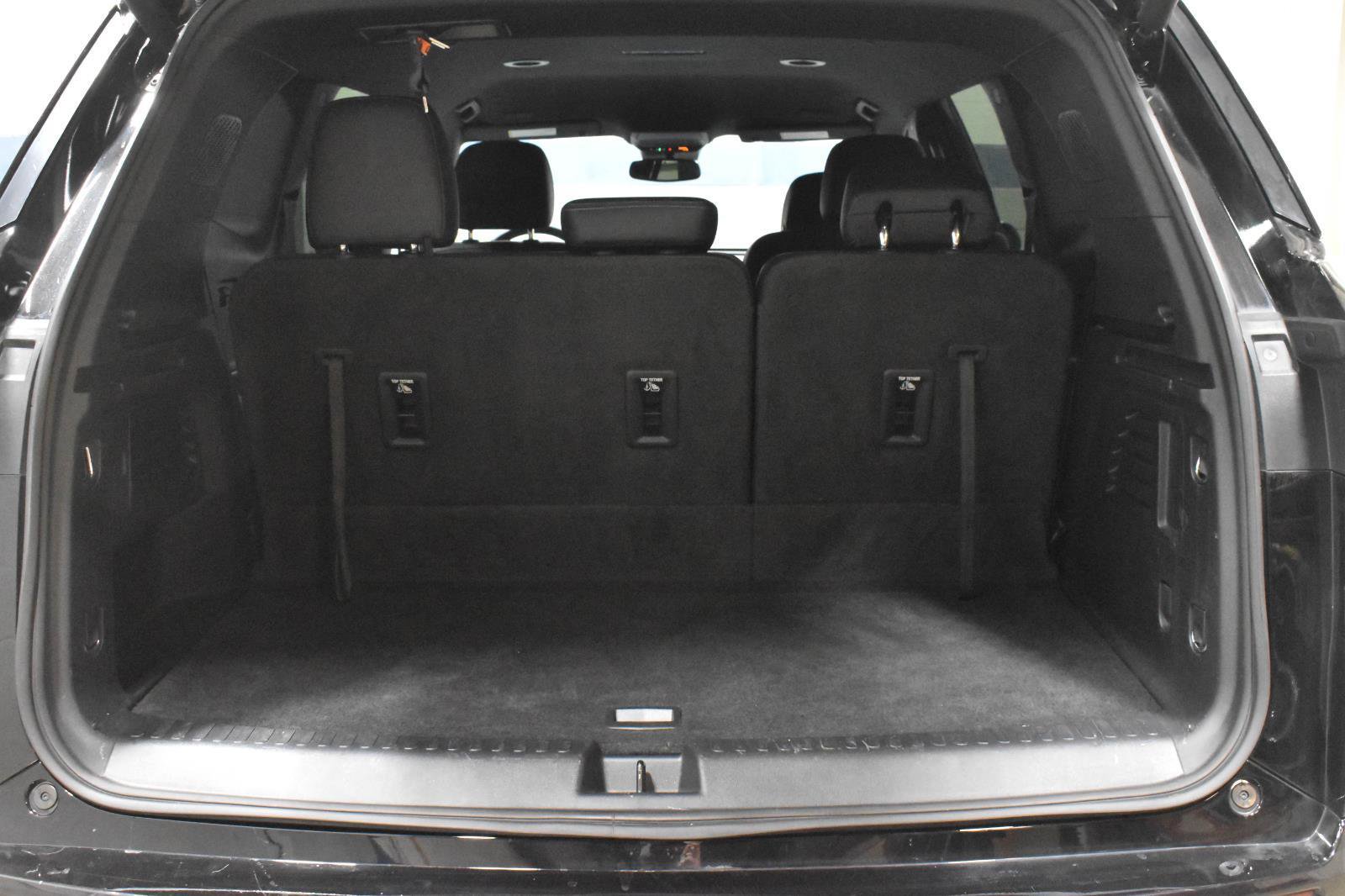 Used 2025 Buick Enclave Sport Touring FWD image 28