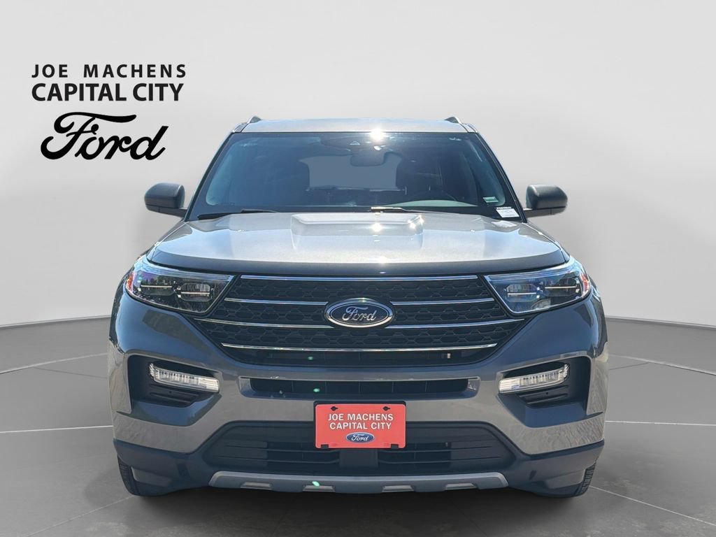 Used 2023 Ford Explorer XLT w/ Equipment Group 202A AWD/4WD image 10