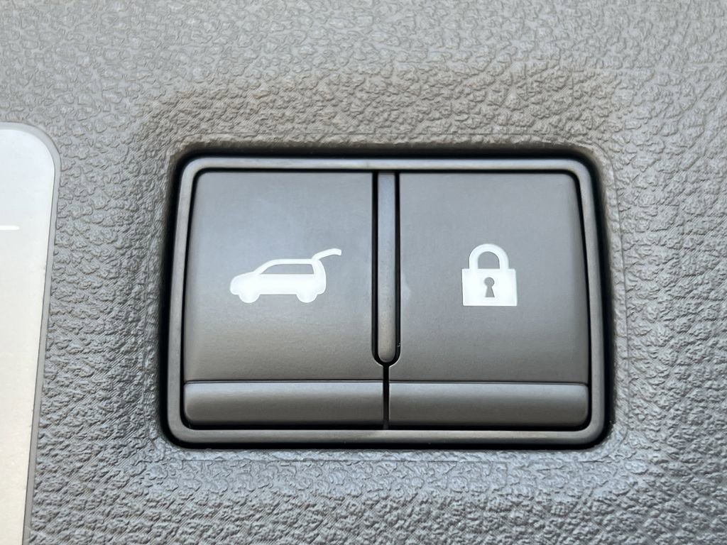 Used 2025 INFINITI QX50 Luxe image 6