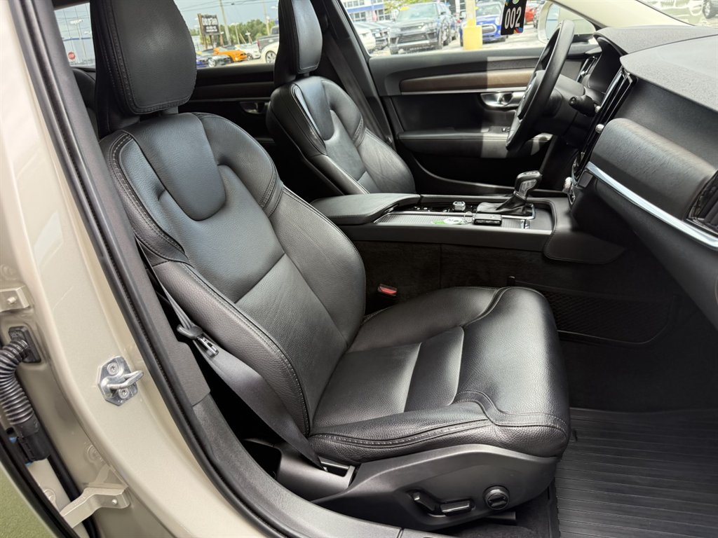 Used 2019 Volvo V90 T5 Cross Country AWD/4WD image 18