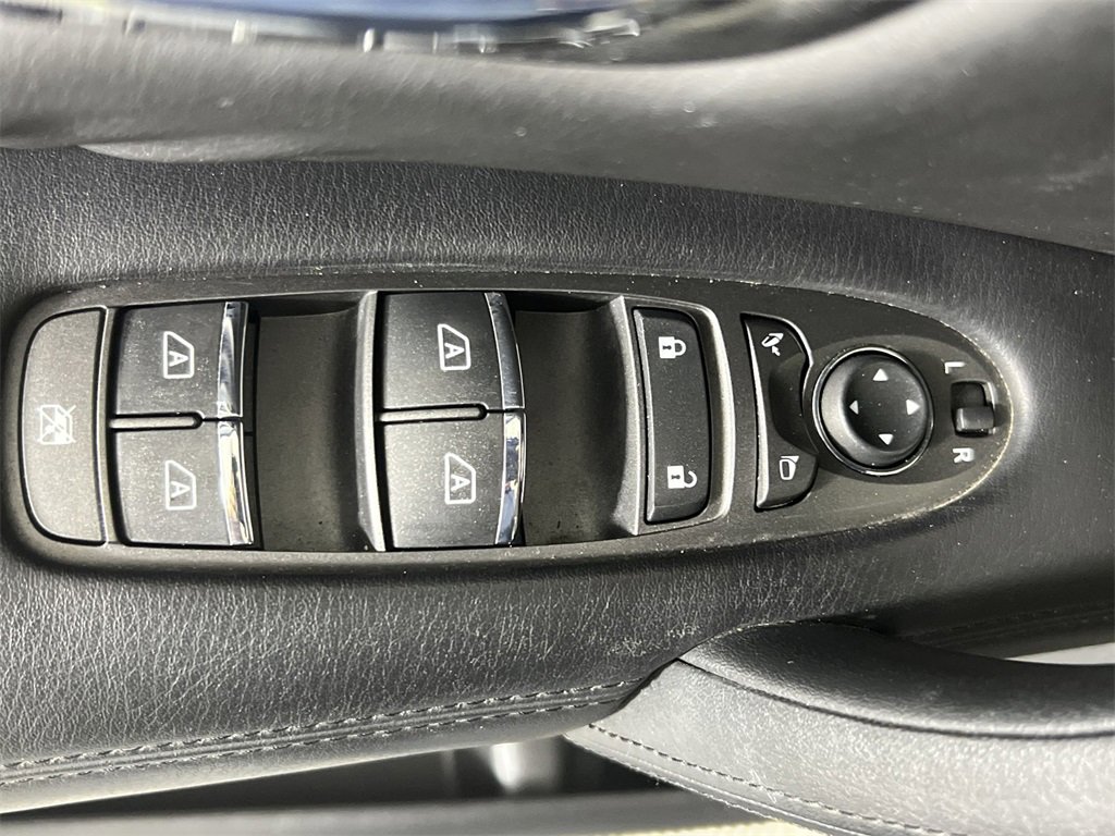 Certified 2023 Nissan Armada SV image 14