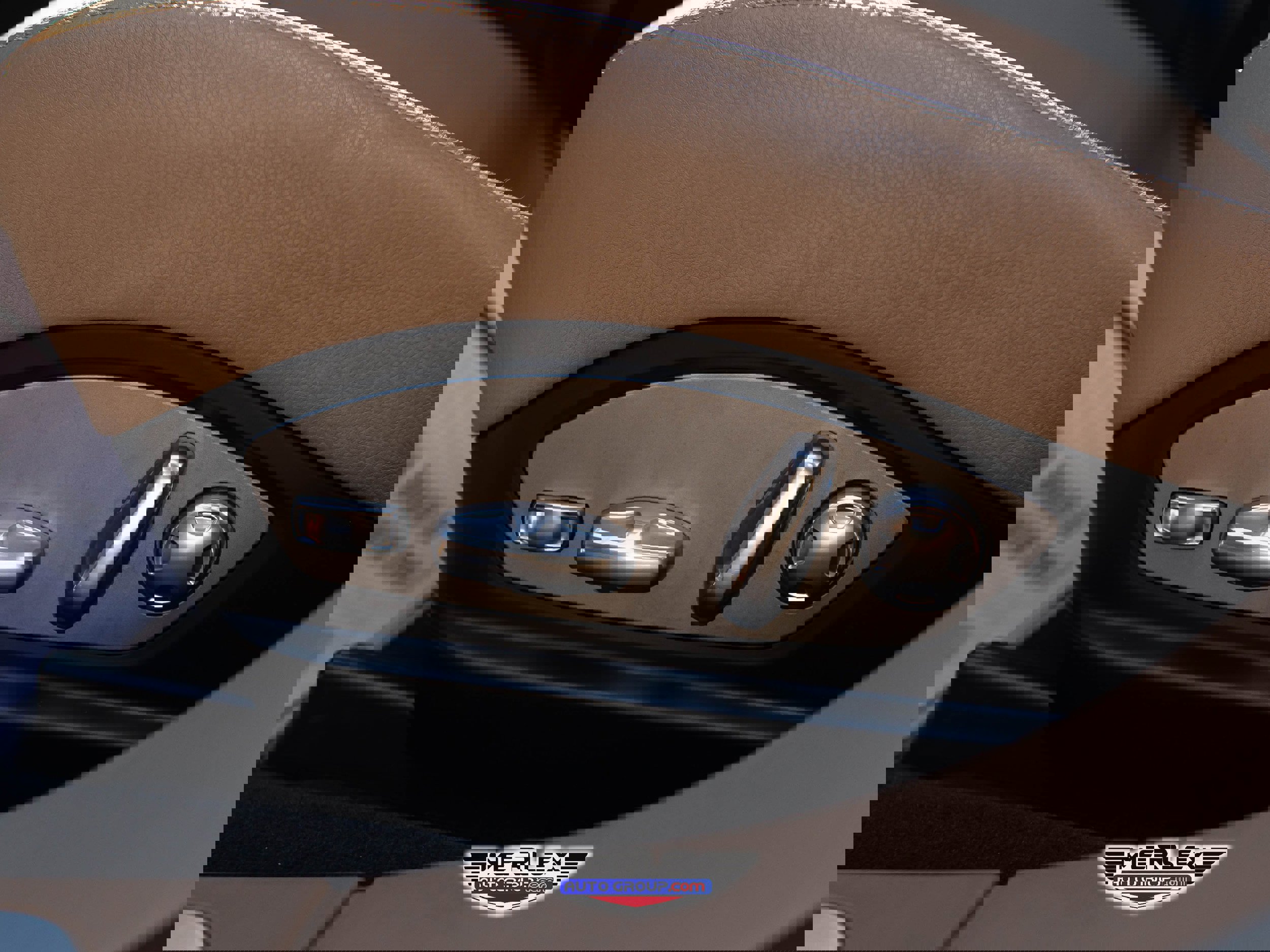 Used 2015 Porsche Panamera S w/ Premium Package Plus image 38