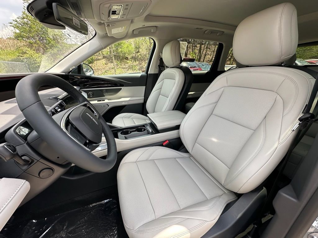 New 2026 Lincoln Nautilus Premier w/ Equipment Group 102A AWD/4WD image 17