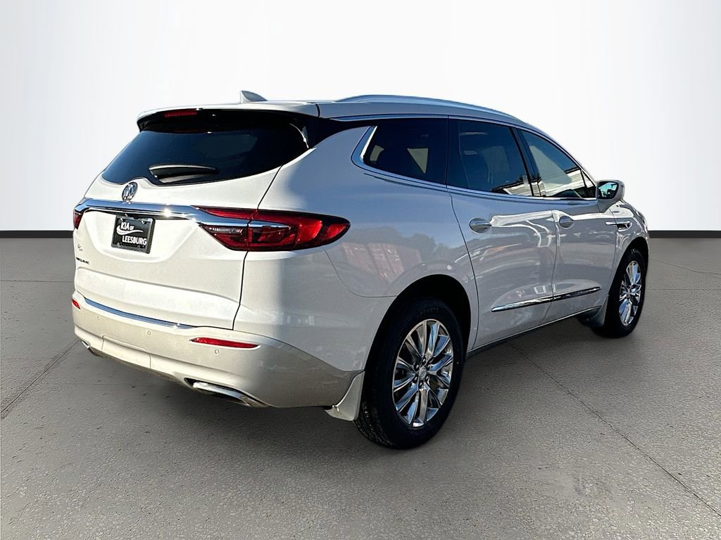 Used 2020 Buick Enclave Premium w/ Sun and Sites Package image 7