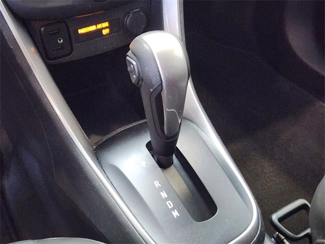 Used 2022 Chevrolet Trax LT w/ LT Convenience Package image 24