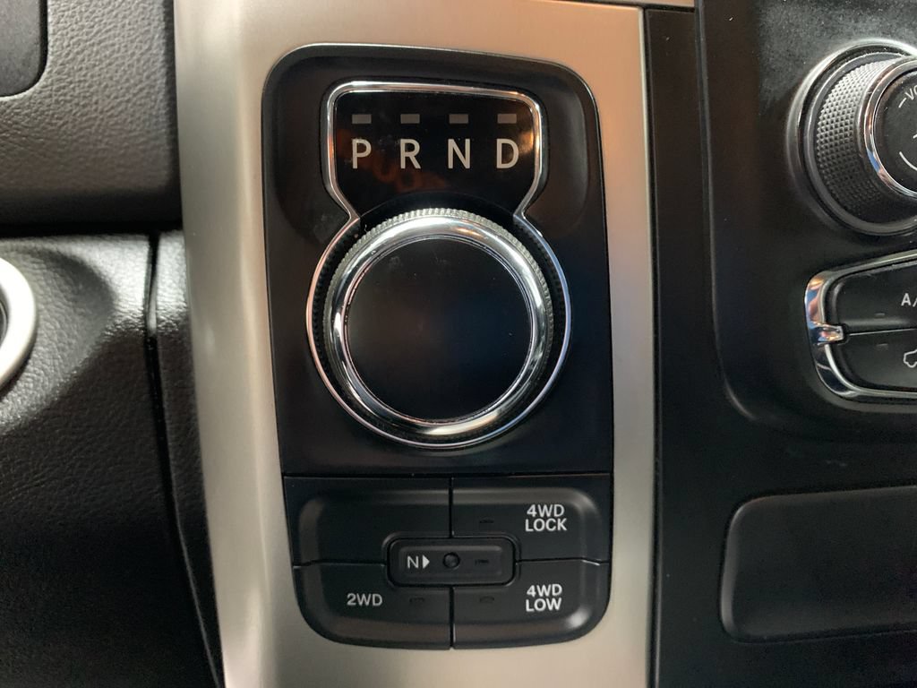 Used 2019 RAM 1500 Classic SLT w/ SLT Plus D←cor Group AWD/4WD image 25