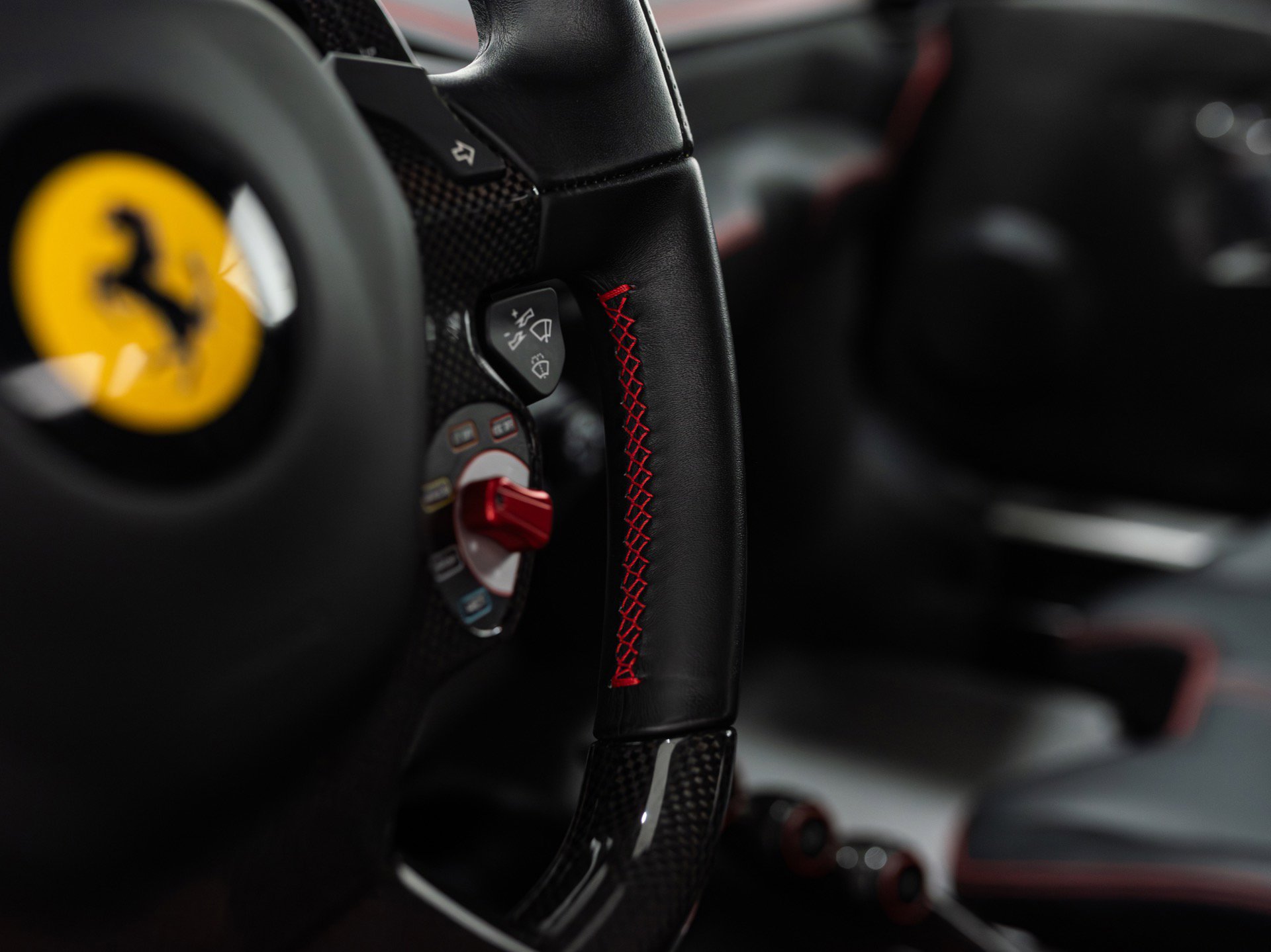 Used 2015 Ferrari 458 Speciale Coupe RWD image 36