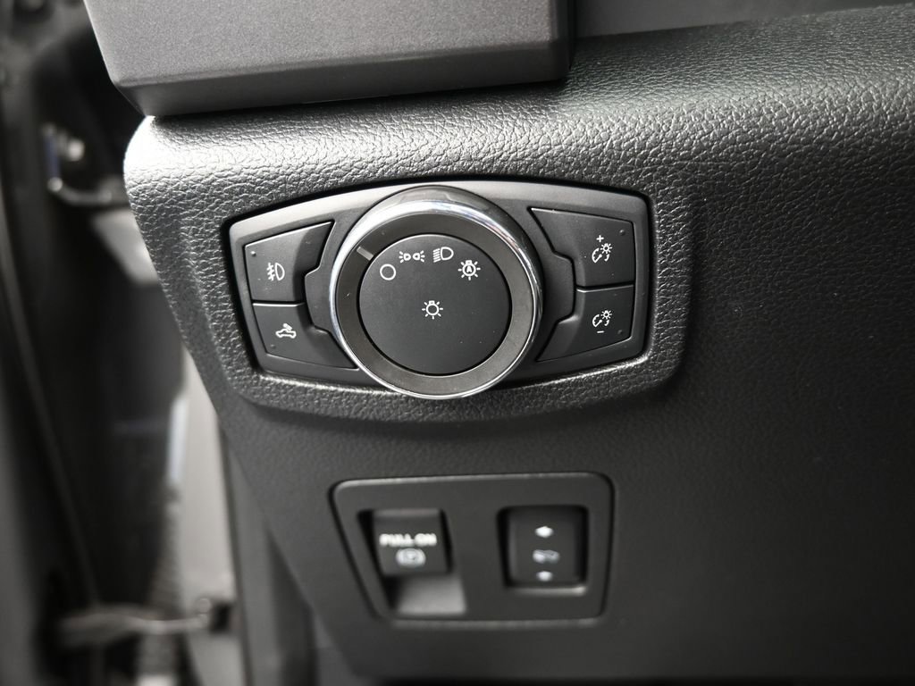 Used 2020 Ford F150 XLT w/ Equipment Group 302A Luxury image 35