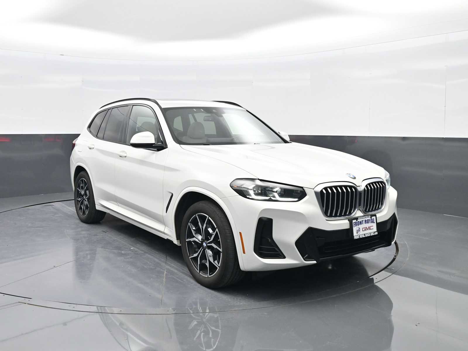 Used 2022 BMW X3 xDrive30i w/ M Sport Package 2