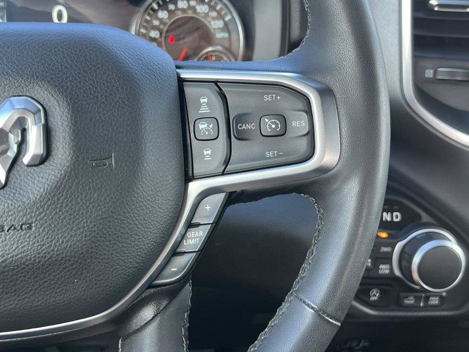 Used 2025 RAM 1500 Big Horn AWD/4WD image 23