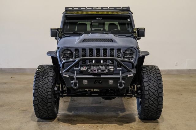Used 2022 Jeep Gladiator Rubicon w/ Cold Weather Group AWD/4WD image 2