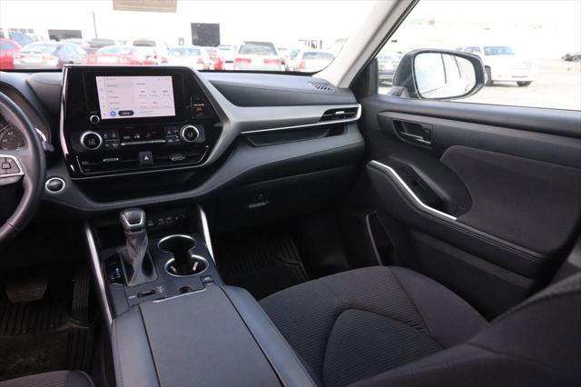Certified 2024 Toyota Highlander LE image 26