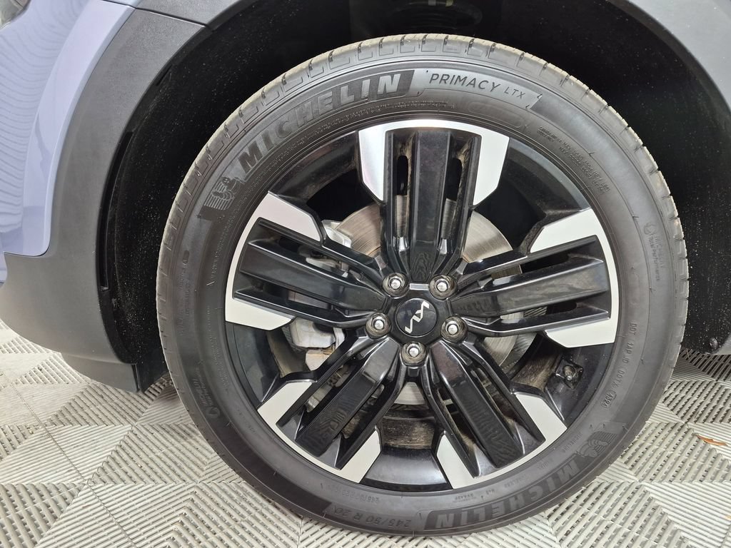 Used 2025 Kia Telluride SX w/ SX Captain's Chair Package AWD/4WD image 31