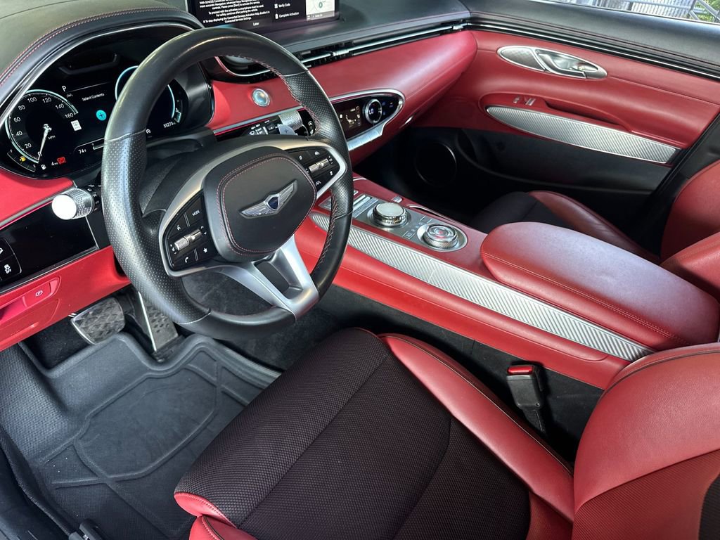 Used 2023 Genesis GV70 2.5T Sport Prestige w/ Sport Prestige Package image 10