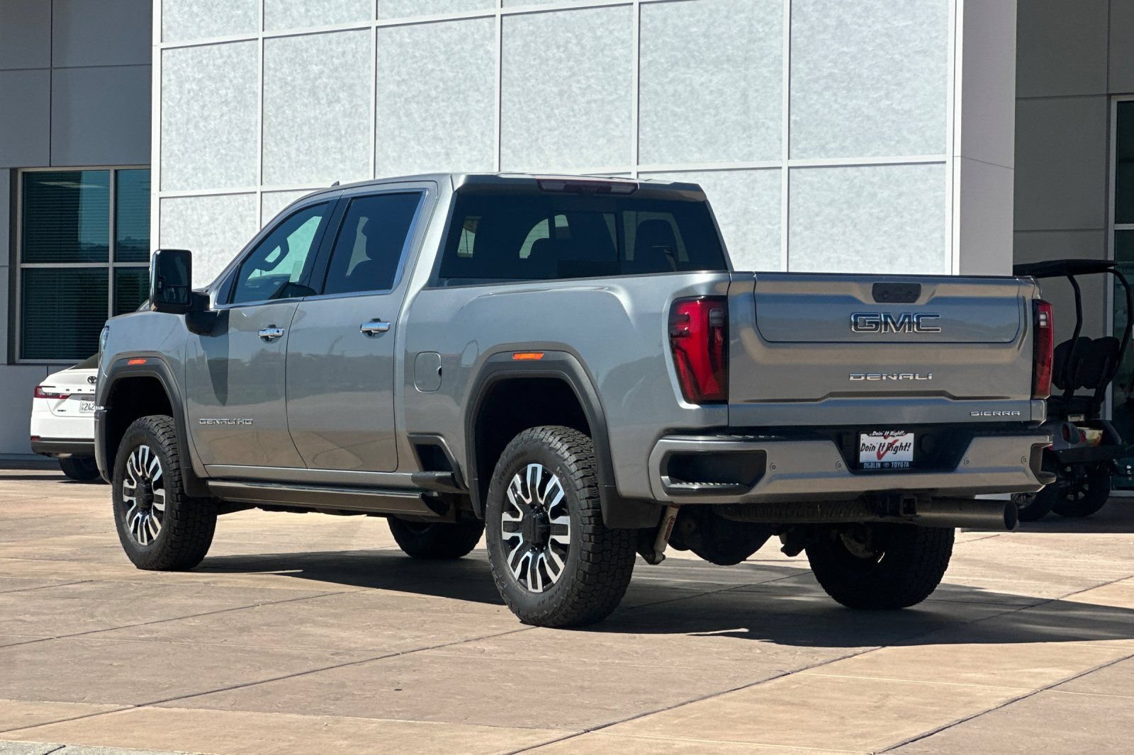 Used 2024 GMC Sierra 2500 Denali Ultimate w/ Max Trailering Package AWD/4WD image 6