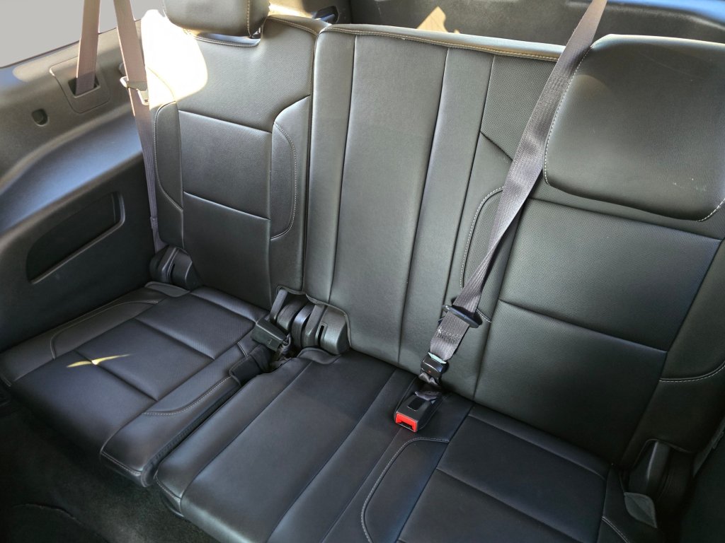 Used 2015 GMC Yukon XL SLT w/ Open Road Package AWD/4WD image 28