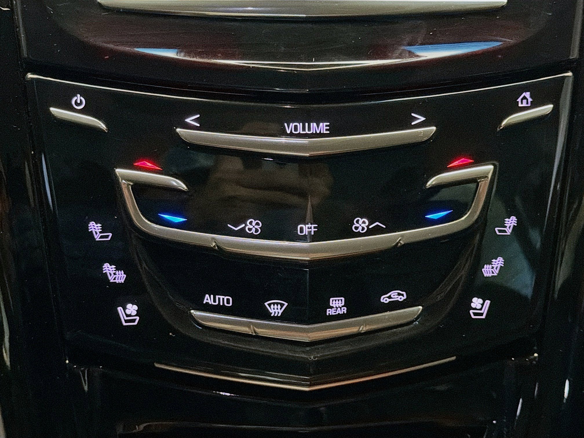 Used 2019 Cadillac Escalade ESV Luxury image 10