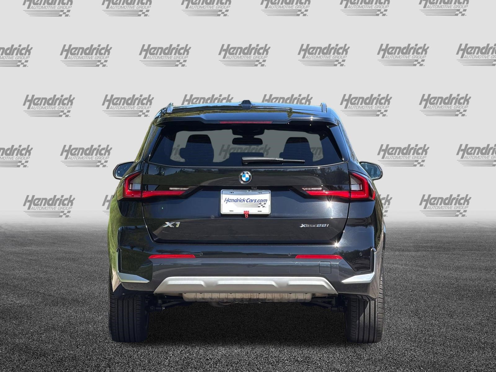 Used 2025 BMW X1 xDrive28i w/ Technology Package image 6