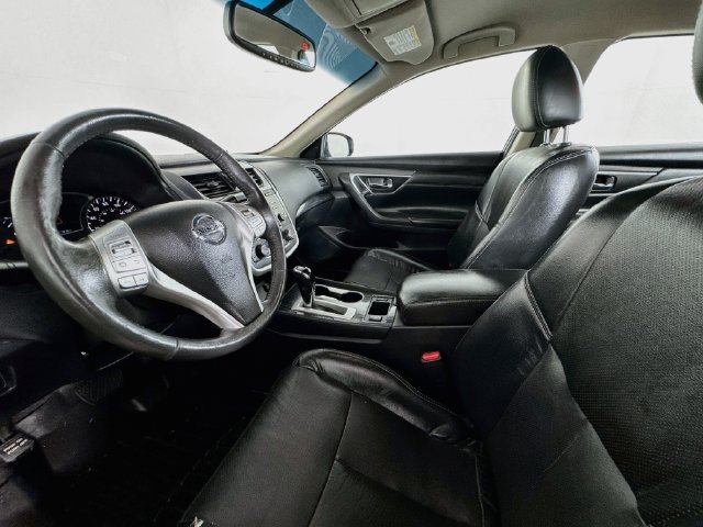 Used 2017 Nissan Altima 2.5 SL FWD image 18