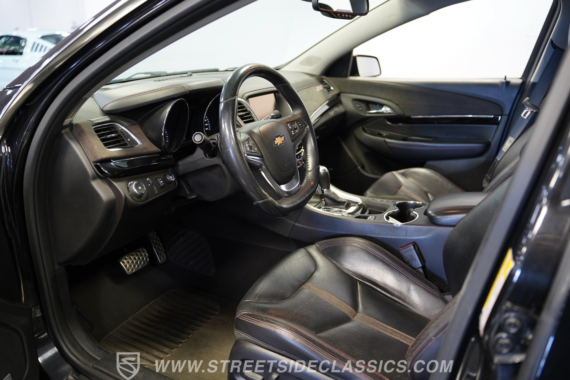 Used 2014 Chevrolet SS RWD image 4