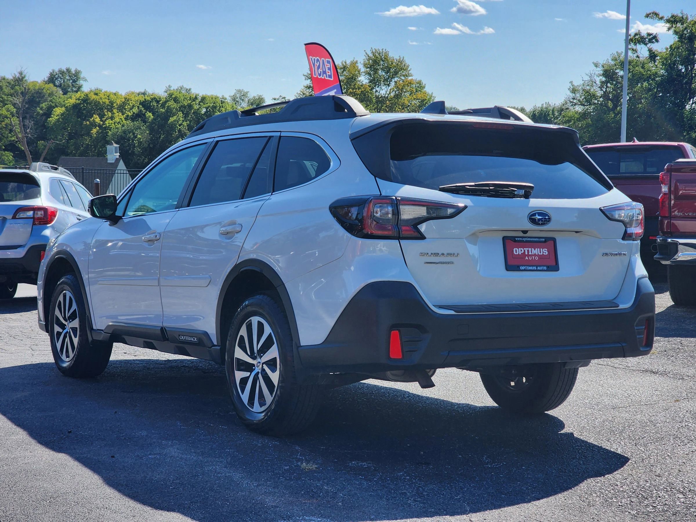 Used 2022 Subaru Outback Premium AWD/4WD image 5