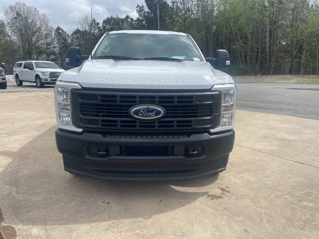 Used 2023 Ford F350 XL image 2