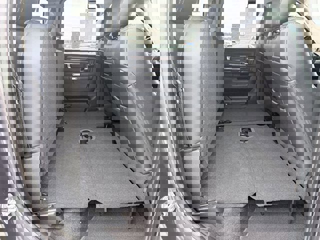 Used 2017 RAM 1500 Laramie image 24