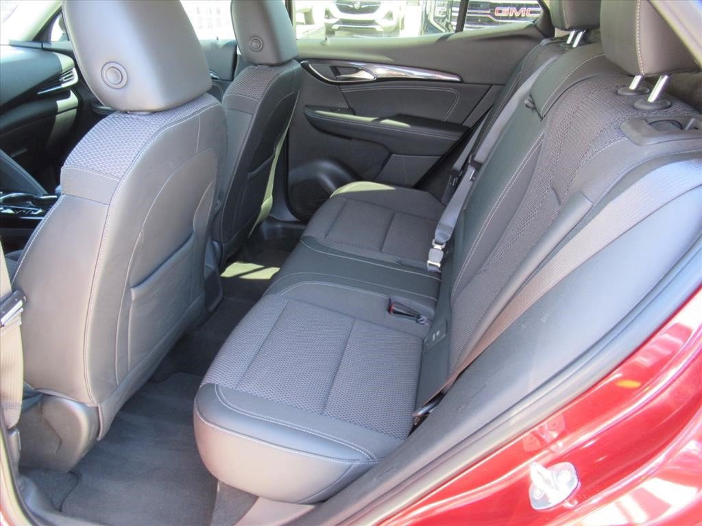 Certified 2023 Buick Envision Preferred FWD image 29