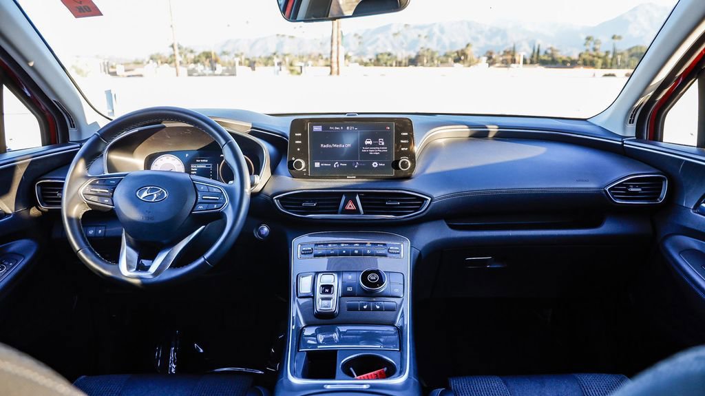 Used 2021 Hyundai Santa Fe SEL w/ Convenience Package image 13