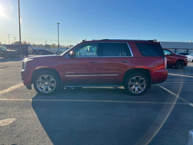 Used 2015 GMC Yukon Denali w/ Touring Package AWD/4WD image 3
