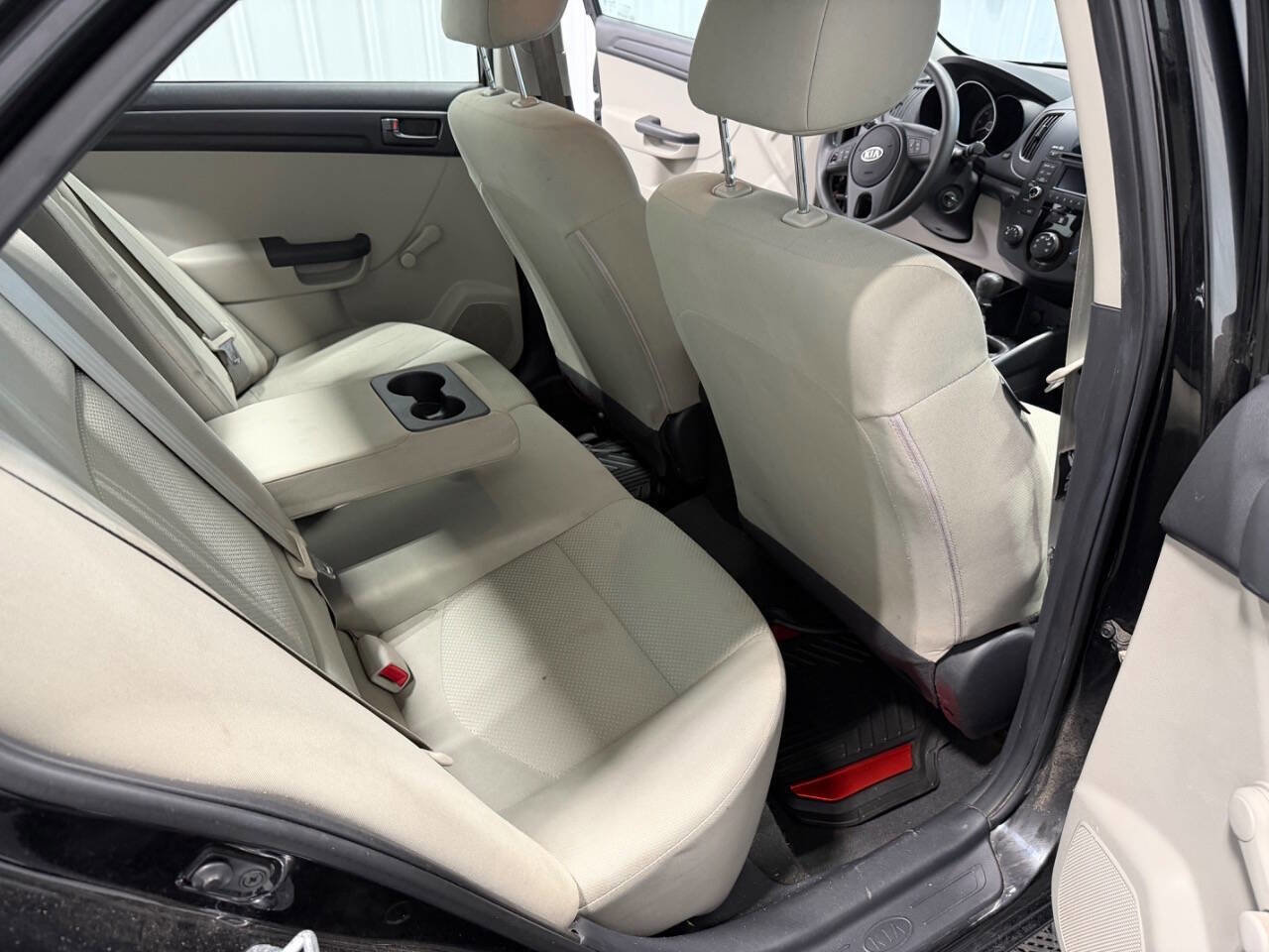 Used 2011 Kia Forte LX image 10