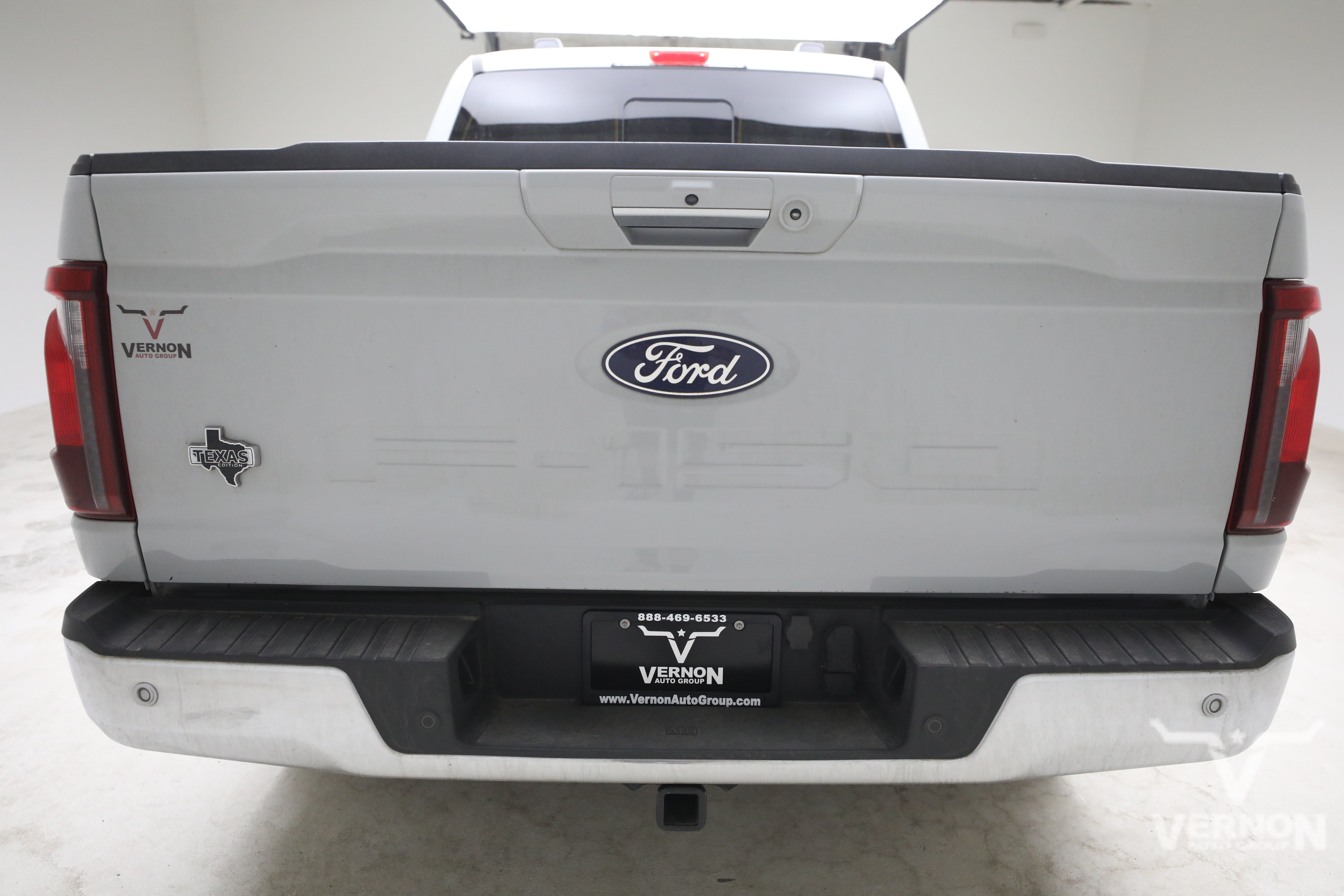 Used 2024 Ford F150 XLT w/ Equipment Group 302A MID AWD/4WD image 3