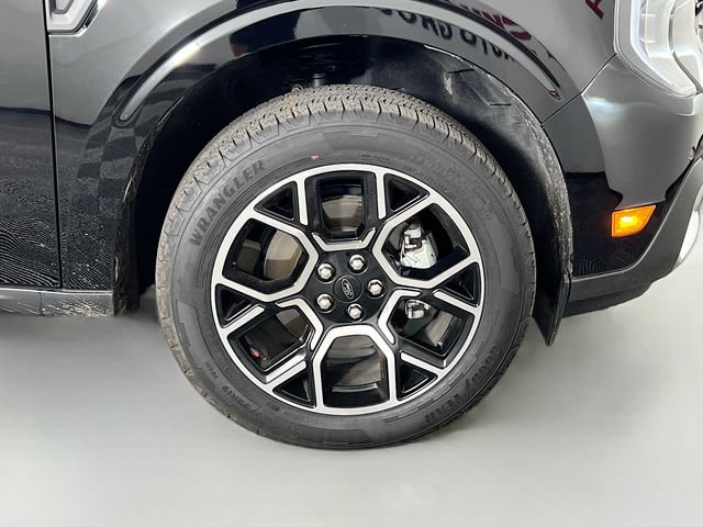 Used 2026 Ford Maverick Lariat AWD/4WD image 37