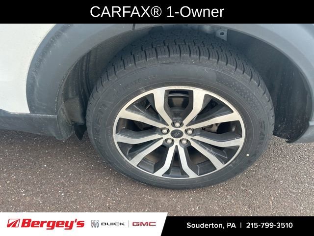 Used 2022 Ford Explorer ST-Line image 3