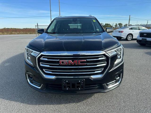 Used 2023 GMC Terrain SLT AWD/4WD image 10